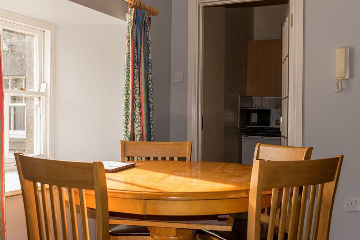 Townley Hall Apartments Слейн Экстерьер фото