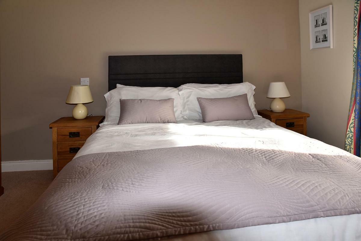 Townley Hall Apartments Слейн Экстерьер фото