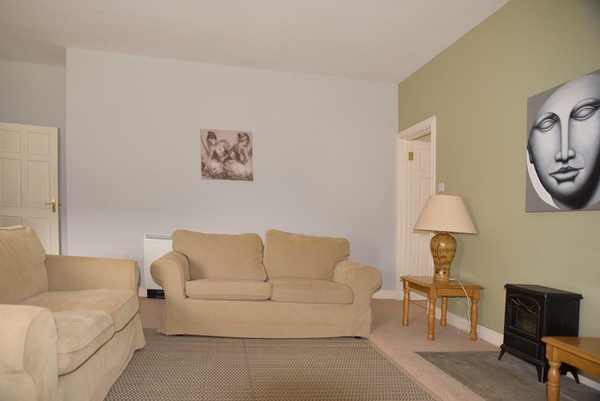 Townley Hall Apartments Слейн Экстерьер фото