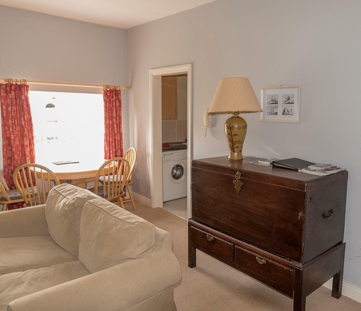 Townley Hall Apartments Слейн Экстерьер фото
